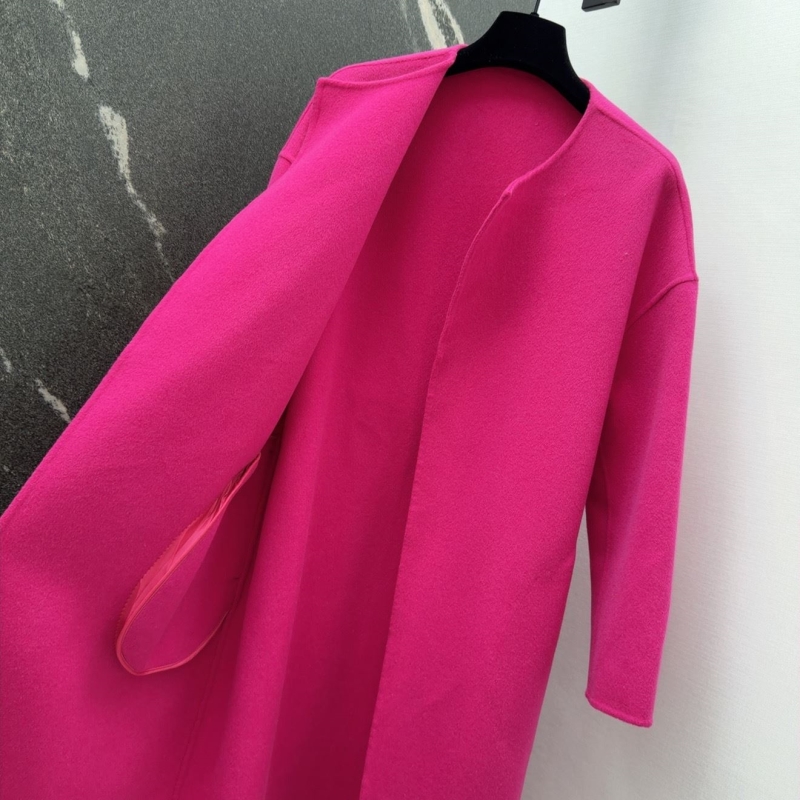 chr1st1an D10r outwear